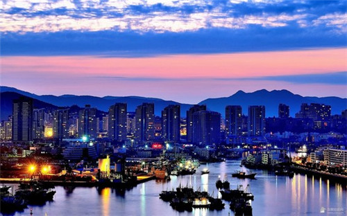 哆嘴猫冷串串全国有几家店铺，适合夫妻店的串串香项目有哪些