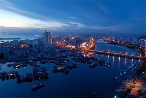 阳朔坐什么车去景点（去阳朔坐到哪个站）